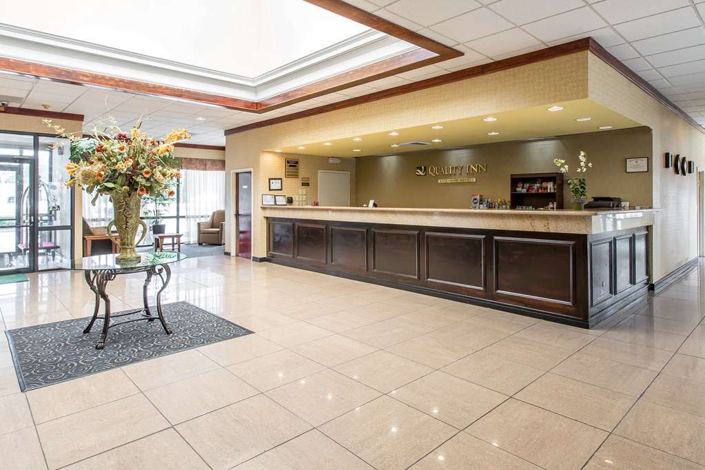 Days Inn By Wyndham Havelock Beltér fotó